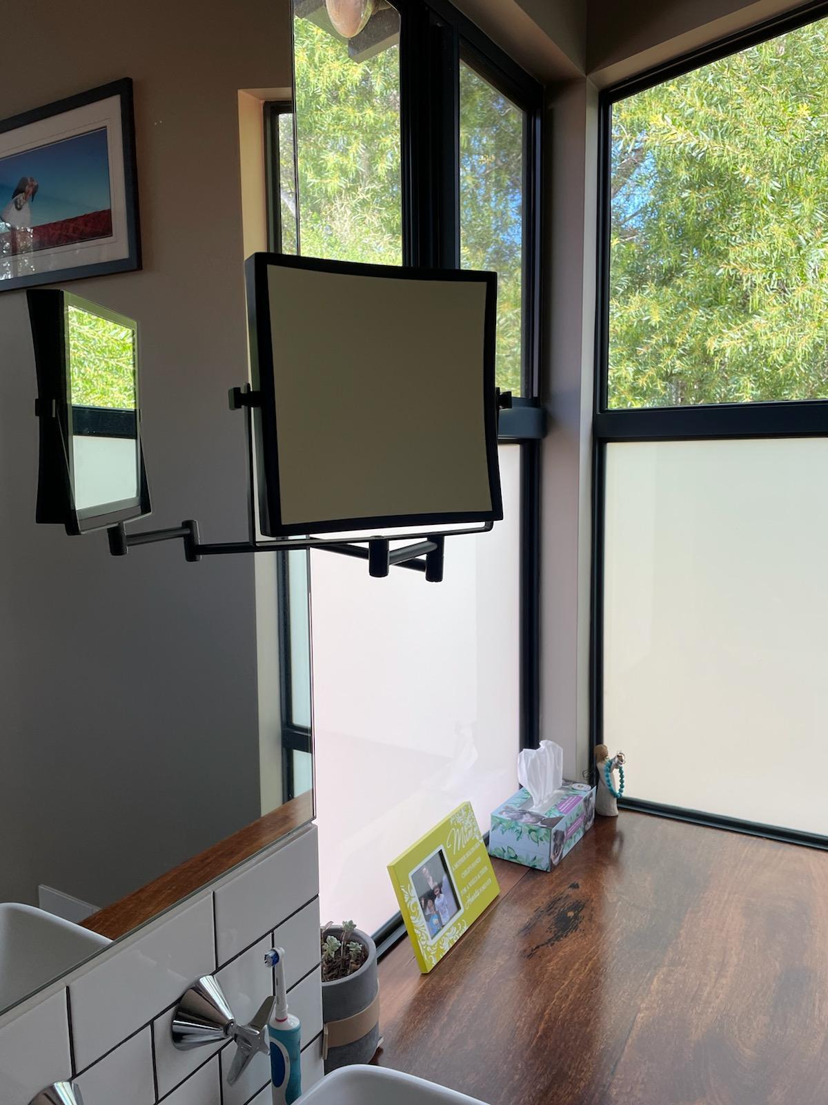 1&5x Magnification Wall Mounted Mirror – Matt Black