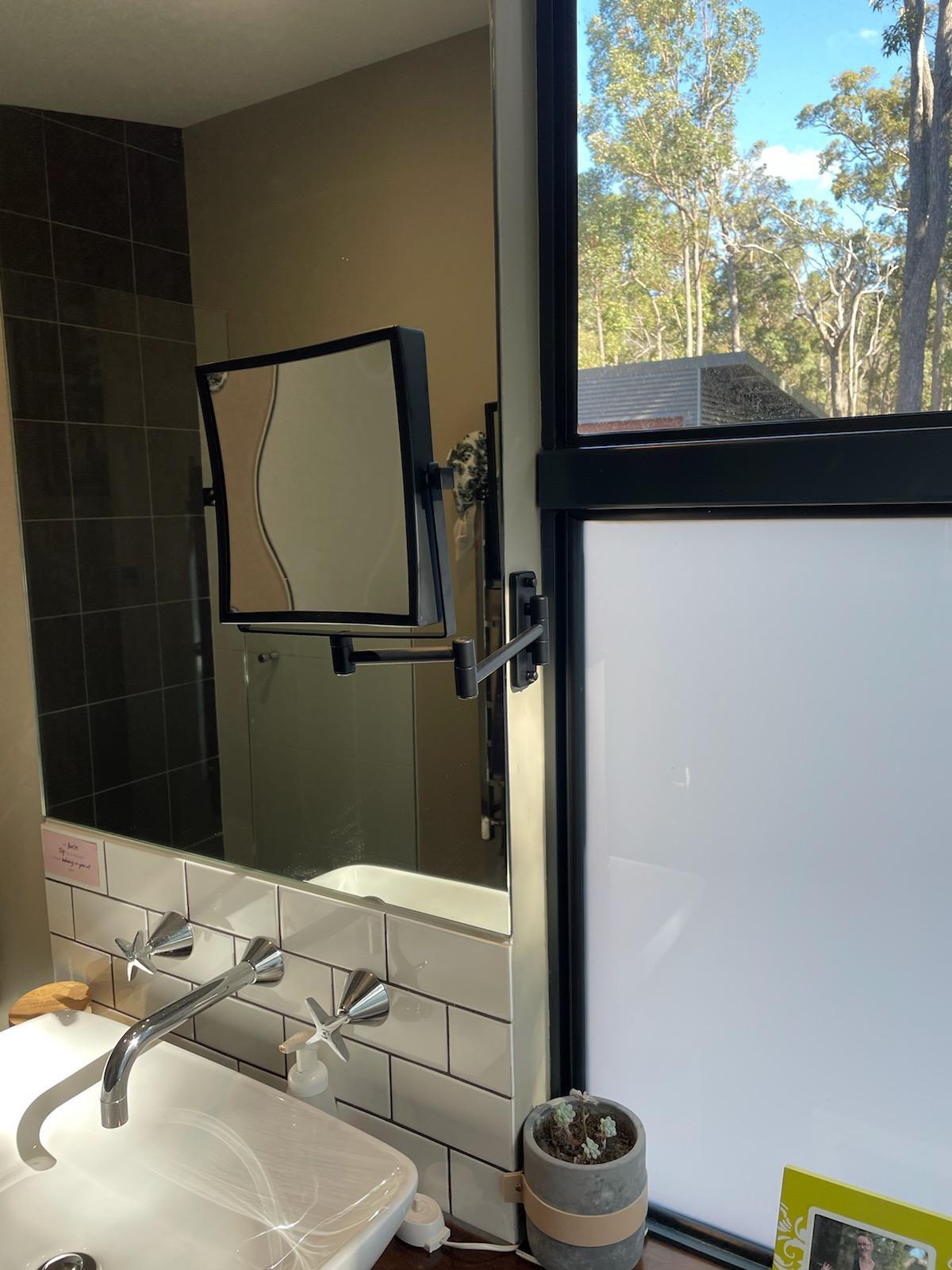 1&5x Magnification Wall Mounted Mirror – Matt Black
