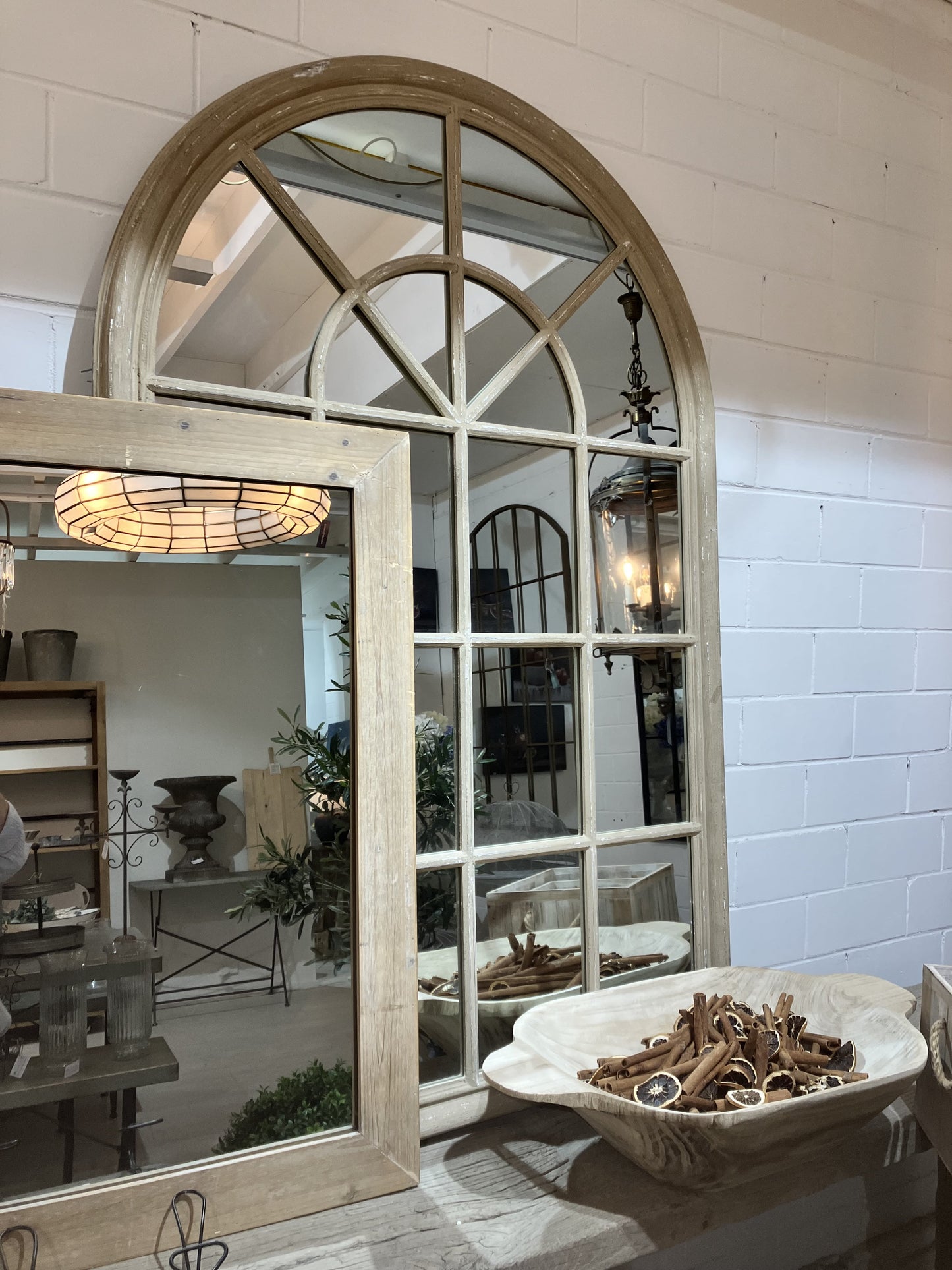 Hamptons Arched Mirror - Natural